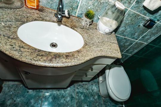 Banheiro Social de apartamento à venda com 3 quartos, 190m² em Santa Rosa, Belo Horizonte