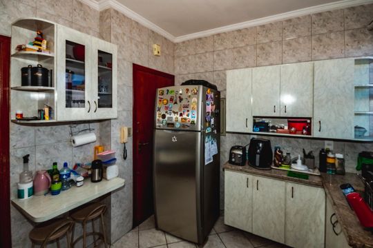 Cozinha de apartamento à venda com 3 quartos, 190m² em Santa Rosa, Belo Horizonte