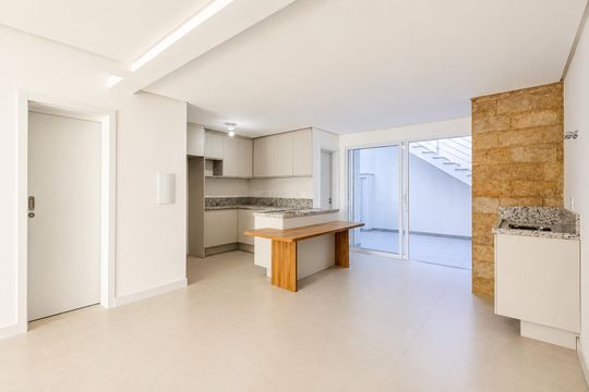 Cozinha de casa para alugar com 3 quartos, 195m² em Jardim Itu, Porto Alegre
