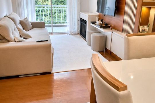 Apartamento para alugar com 4 quartos, 140m² em Centro, Pelotas