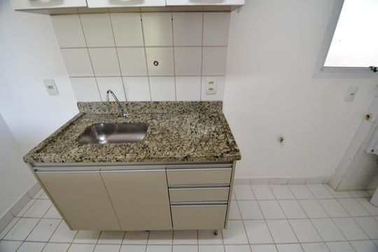 Cozinha de apartamento para alugar com 3 quartos, 75m² em Jardim Santa Genebra, Campinas