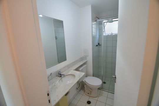 Banheiro Social de apartamento para alugar com 3 quartos, 75m² em Jardim Santa Genebra, Campinas