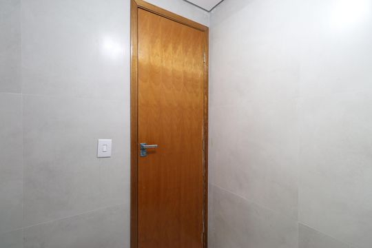 Banheiro de apartamento para alugar com 1 quarto, 35m² em Pompeia, São Paulo
