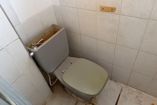 Banheiro de kitnet/studio para alugar com 1 quarto, 37m² em Itararé, Santos
