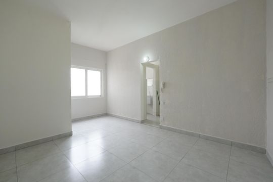 Sala de kitnet/studio para alugar com 1 quarto, 26m² em Centro Histórico de São Paulo, São Paulo