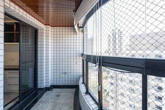 Varanda gourmet de apartamento à venda com 4 quartos, 229m² em Vila Santo Estefano, São Paulo