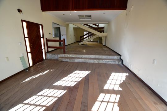 Casa à venda com 3 quartos, 300m² em Parque São Quirino, Campinas
