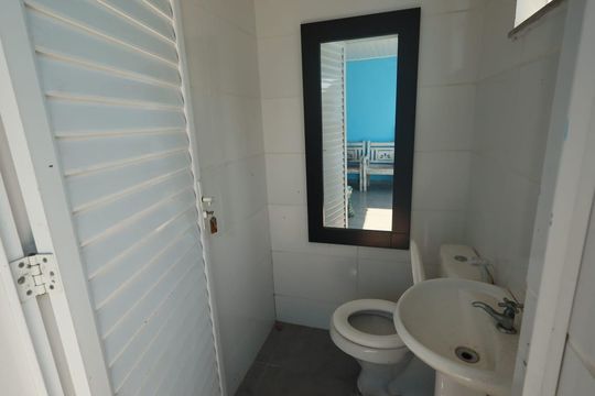 Banheiro de casa à venda com 2 quartos, 120m² em Maria da Graça, Rio de Janeiro