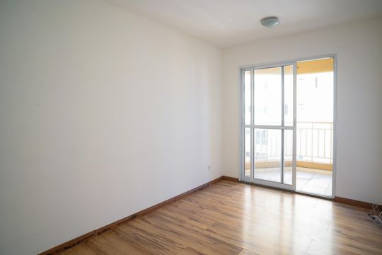 Apartamento para alugar com 2 quartos, 65m² em Jardim Maria Estela, São Paulo