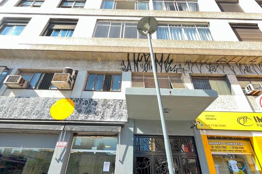 Fachada de apartamento à venda com 2 quartos, 145m² em Vila Lidia, Campinas