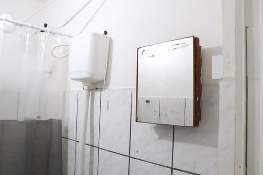 Banheiro de kitnet/studio para alugar com 1 quarto, 40m² em Centro, Campos dos Goytacazes