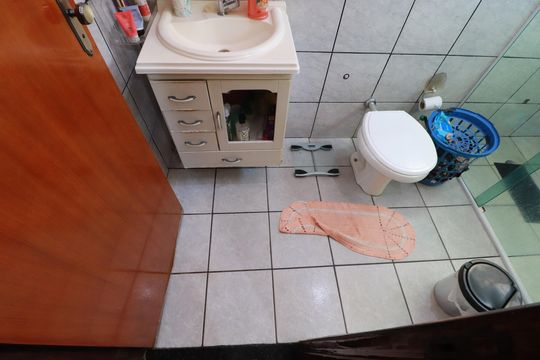 Banheiro suite 1 de casa para alugar com 4 quartos, 87m² em Adelino Simioni, Ribeirão Preto