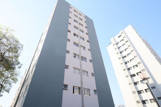Área comum - Fachada de apartamento para alugar com 2 quartos, 61m² em Quitaúna, Osasco