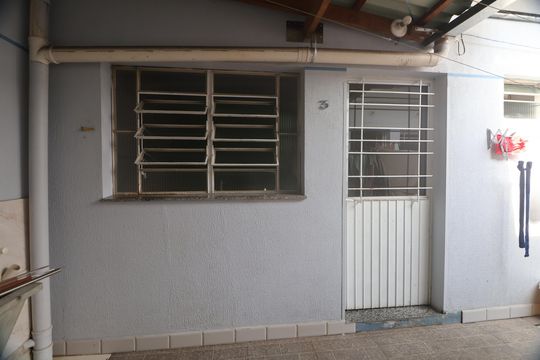 Fachada de apartamento para alugar com 2 quartos, 60m² em Rio Branco, Canoas