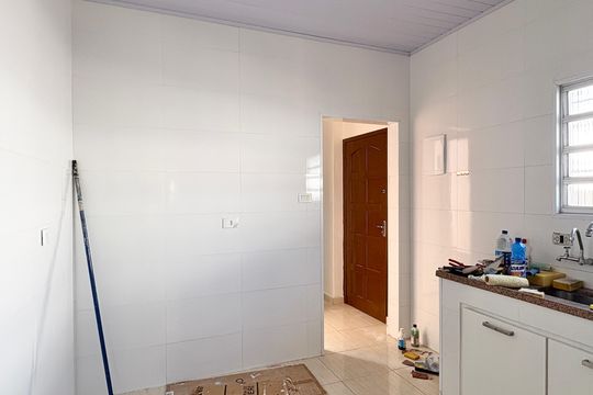 Cozinha de casa para alugar com 2 quartos, 100m² em Piqueri, São Paulo