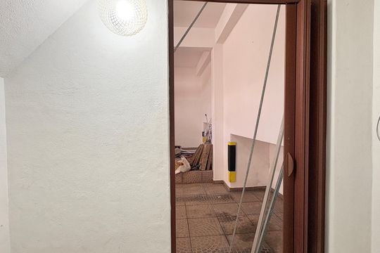 Banheiro da garagem  de casa para alugar com 2 quartos, 100m² em Piqueri, São Paulo