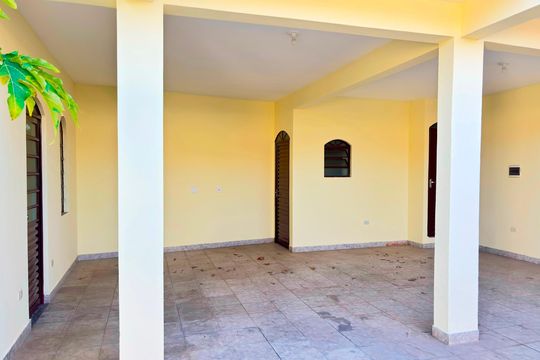 Área externa de casa para alugar com 4 quartos, 280m² em Jardim Satélite, São José dos Campos