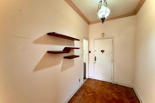 Sala/Quarto de kitnet/studio à venda com 1 quarto, 28m² em Centro, Rio de Janeiro