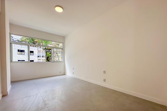 Quarto de apartamento à venda com 3 quartos, 130m² em Ipanema, Rio de Janeiro