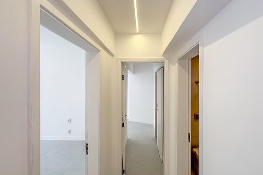 Corredor de apartamento à venda com 3 quartos, 130m² em Ipanema, Rio de Janeiro