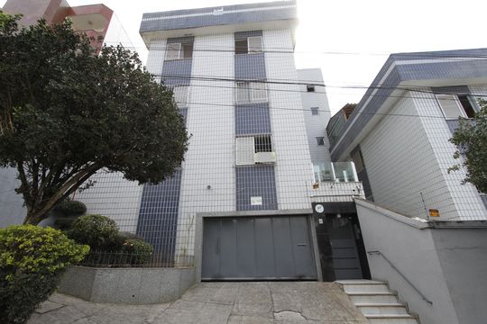 Fachada do Prédio de apartamento à venda com 2 quartos, 104m² em Padre Eustáquio, Belo Horizonte