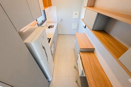 Cozinha de kitnet/studio para alugar com 1 quarto, 27m² em Paraíso, São Paulo