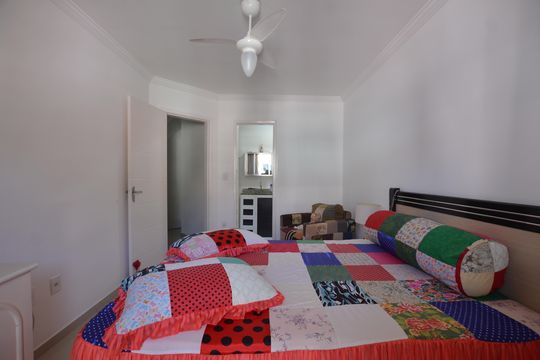 Lavabro de casa à venda com 3 quartos, 120m² em Jardim Sulacap, Rio de Janeiro