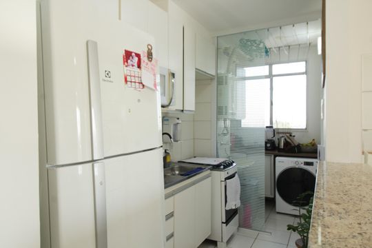 Cozinha de apartamento à venda com 3 quartos, 63m² em Jardim Iris, São Paulo