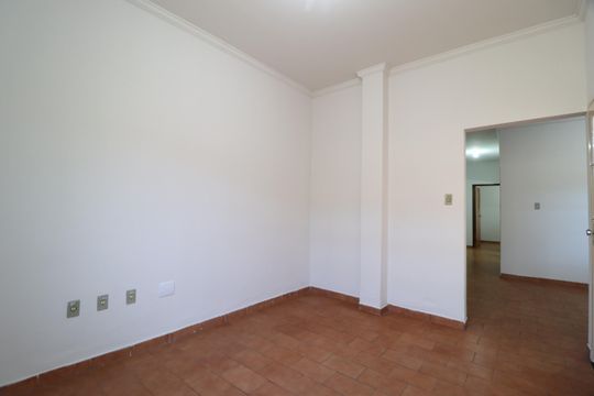 Sala de casa para alugar com 3 quartos, 74m² em Tibery, Uberlândia