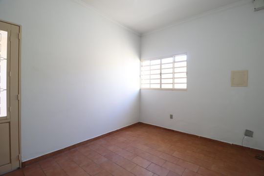 Casa para alugar com 3 quartos, 74m² em Tibery, Uberlândia