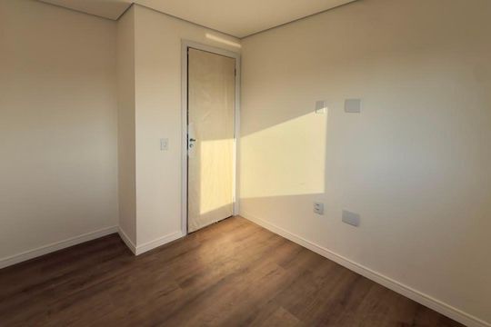 Apartamento à venda com 4 quartos, 146m² em Santa Cruz, Belo Horizonte