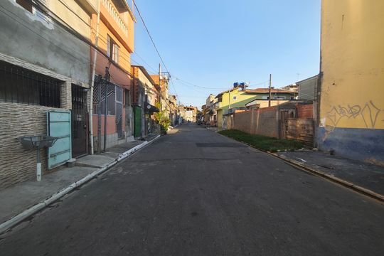 Vista da Rua de casa à venda com 3 quartos, 250m² em Vila Paulistana, São Paulo