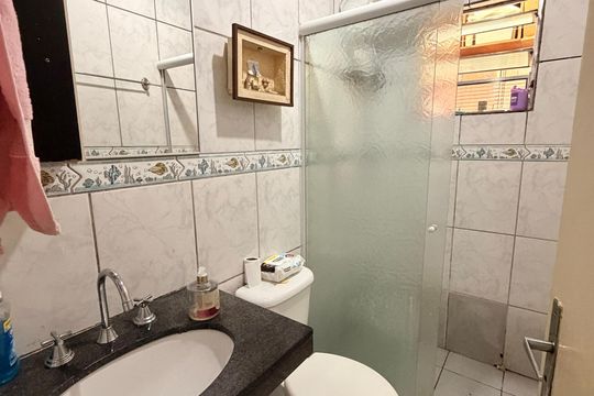 Banheiro Social de casa à venda com 2 quartos, 60m² em Jardim Novo Mundo, Várzea Paulista