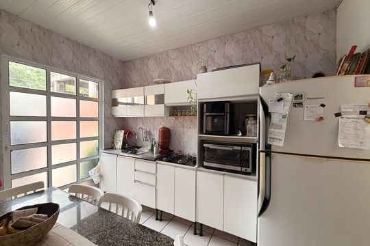 Cozinha de casa à venda com 2 quartos, 60m² em Jardim Novo Mundo, Várzea Paulista
