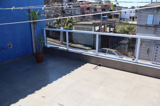 Varanda da sala de casa à venda com 6 quartos, 122m² em Conjunto Habitacional Marechal Mascarenhas de Morais, São Paulo