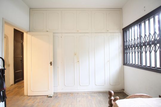 Quarto 2 de casa à venda com 3 quartos, 470m² em Jardim Guedala, São Paulo