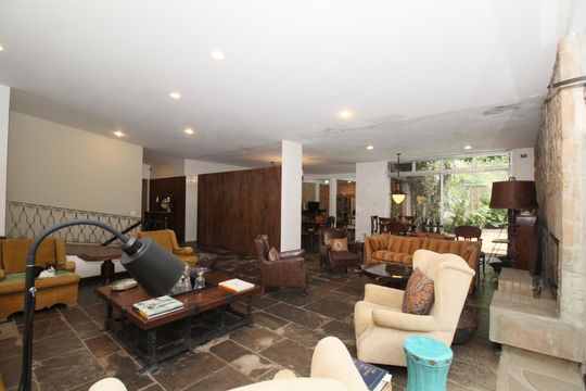 sala de casa à venda com 3 quartos, 470m² em Jardim Guedala, São Paulo