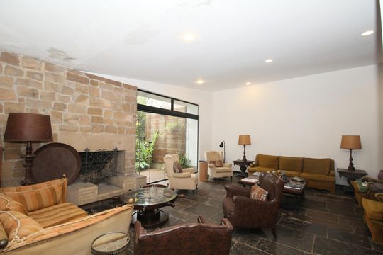 Casa à venda com 3 quartos, 470m² em Jardim Guedala, São Paulo