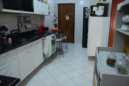 Cozinha de apartamento para alugar com 3 quartos, 150m² em Vila Eunice Nova, Cachoeirinha