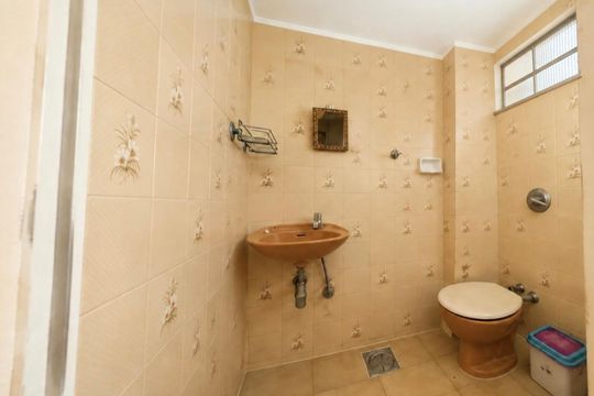 Banheiro de apartamento à venda com 2 quartos, 109m² em Icaraí, Niterói