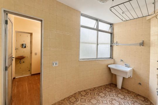 Área de serviço de apartamento à venda com 2 quartos, 109m² em Icaraí, Niterói