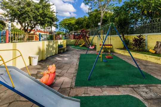 Área externa de apartamento para alugar com 2 quartos, 56m² em Cristal, Porto Alegre