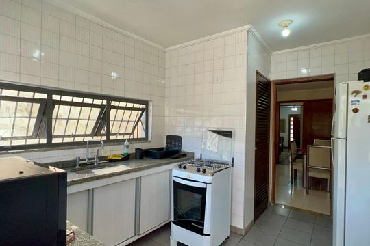 Cozinha de casa à venda com 3 quartos, 255m² em Pompeia, São Paulo