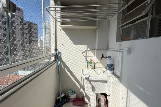 Cozinha e Área de Serviço de apartamento para alugar com 1 quarto, 50m² em José Menino, Santos