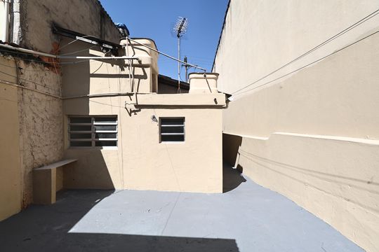 Quintal  de casa para alugar com 2 quartos, 70m² em Vila Lutécia, Santo André