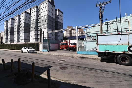 Vista do quarto 2 de casa para alugar com 2 quartos, 70m² em Vila Lutécia, Santo André