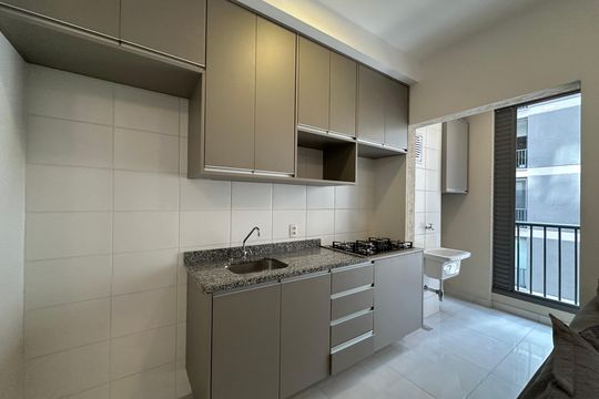 Cozinha de apartamento à venda com 2 quartos, 52m² em Alphaville Empresarial, Barueri