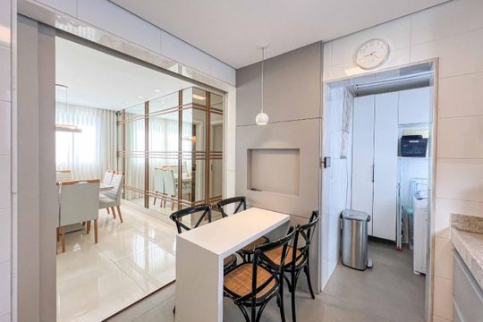 Apartamento à venda com 4 quartos, 130m² em Castelo, Belo Horizonte