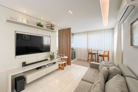 Apartamento à venda com 4 quartos, 130m² em Castelo, Belo Horizonte
