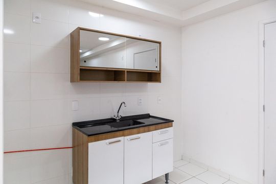 Cozinha de apartamento para alugar com 2 quartos, 43m² em Bonsucesso, Guarulhos